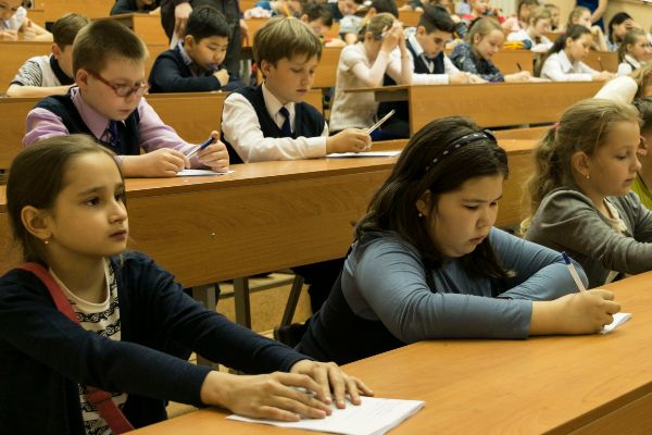 «Хороший уровень подготовки и стремление к победе»: итоги олимпиады по английскому языку