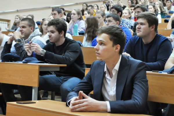 ВТБ объявил конкурс для студентов ИГУ по личным финансам