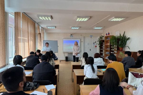 Диктант Победы написали иностранные студенты МИЭЛ