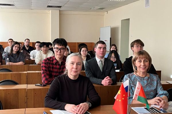 IX Международная научно-практическая конференция «Экономика будущего: традиционные взгляды и новые подходы» объединила начинающих исследователей из трех стран