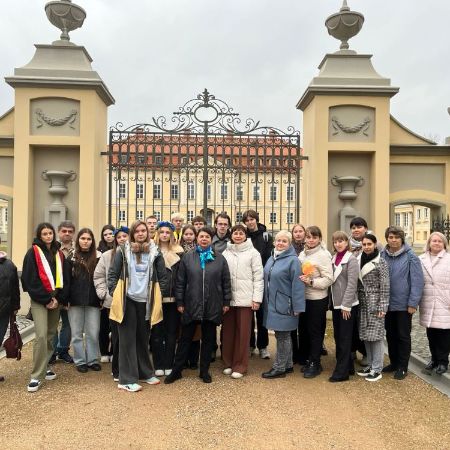 WhatsApp Image 2025-10-25 at 00.01.48