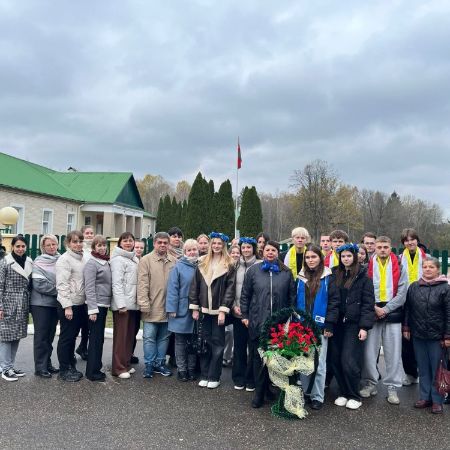 WhatsApp Image 2025-10-25 at 00.02.00