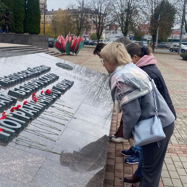 WhatsApp Image 2025-10-25 at 17.09.02