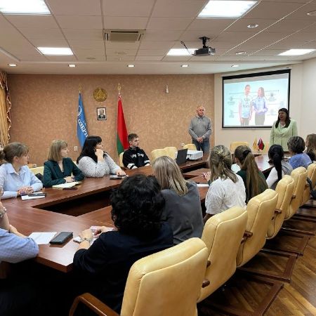 photo_5456567478269378192_y