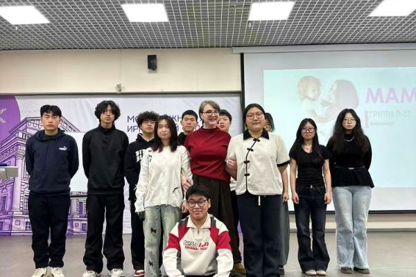 «Февромарт» на подготовительном факультете для иностранных граждан МИЭЛ ИГУ