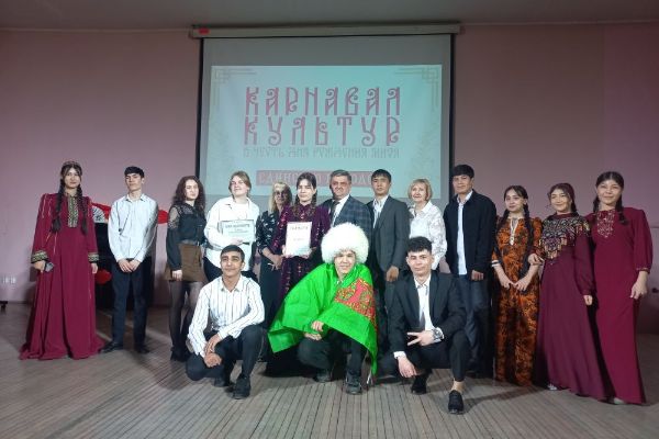 «Карнавал культур» в МИЭЛ ИГУ