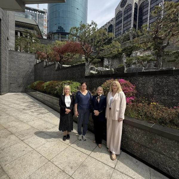 d8d6cbc6-4f80-4533-9c87-f11c1edca4fd